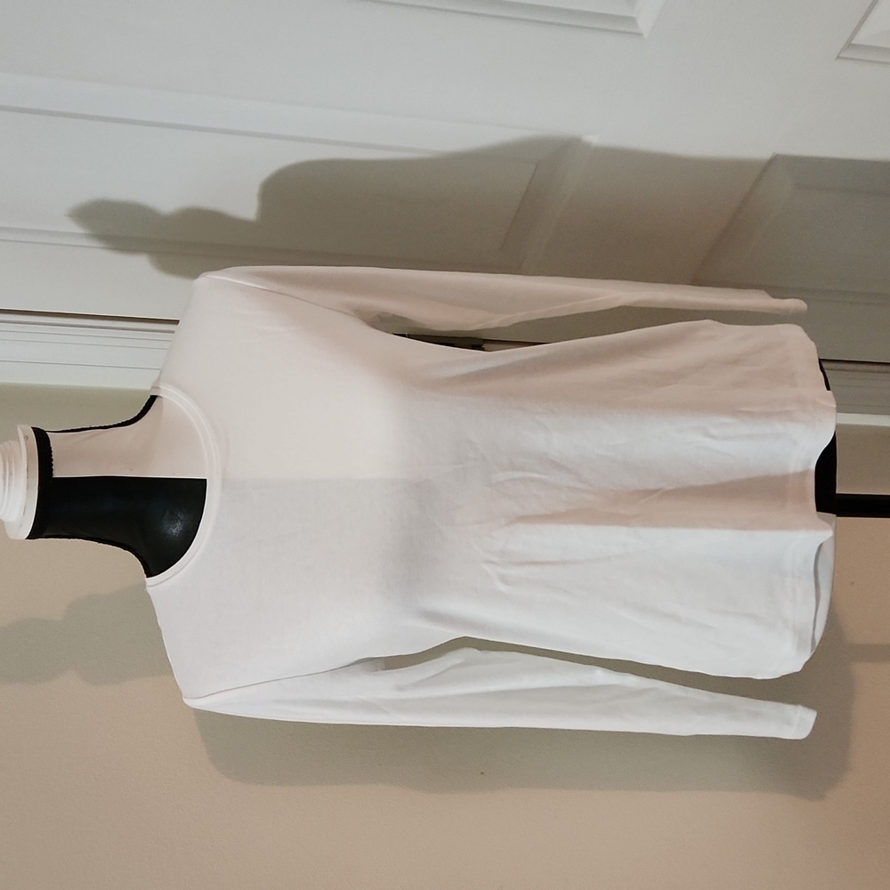 Croft&Barrow White Long Sleeve Classic Tee